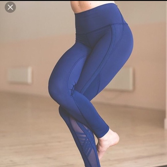 Lululemon Blue Leggings 4 NWT